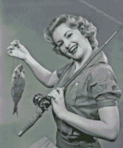 Vintage Woman With Fish Diamond Paintings
