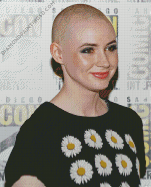 Karen Gillan With Bald Head Diamond Painting