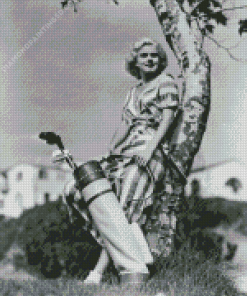 Vintage Woman Golfer Diamond Painting